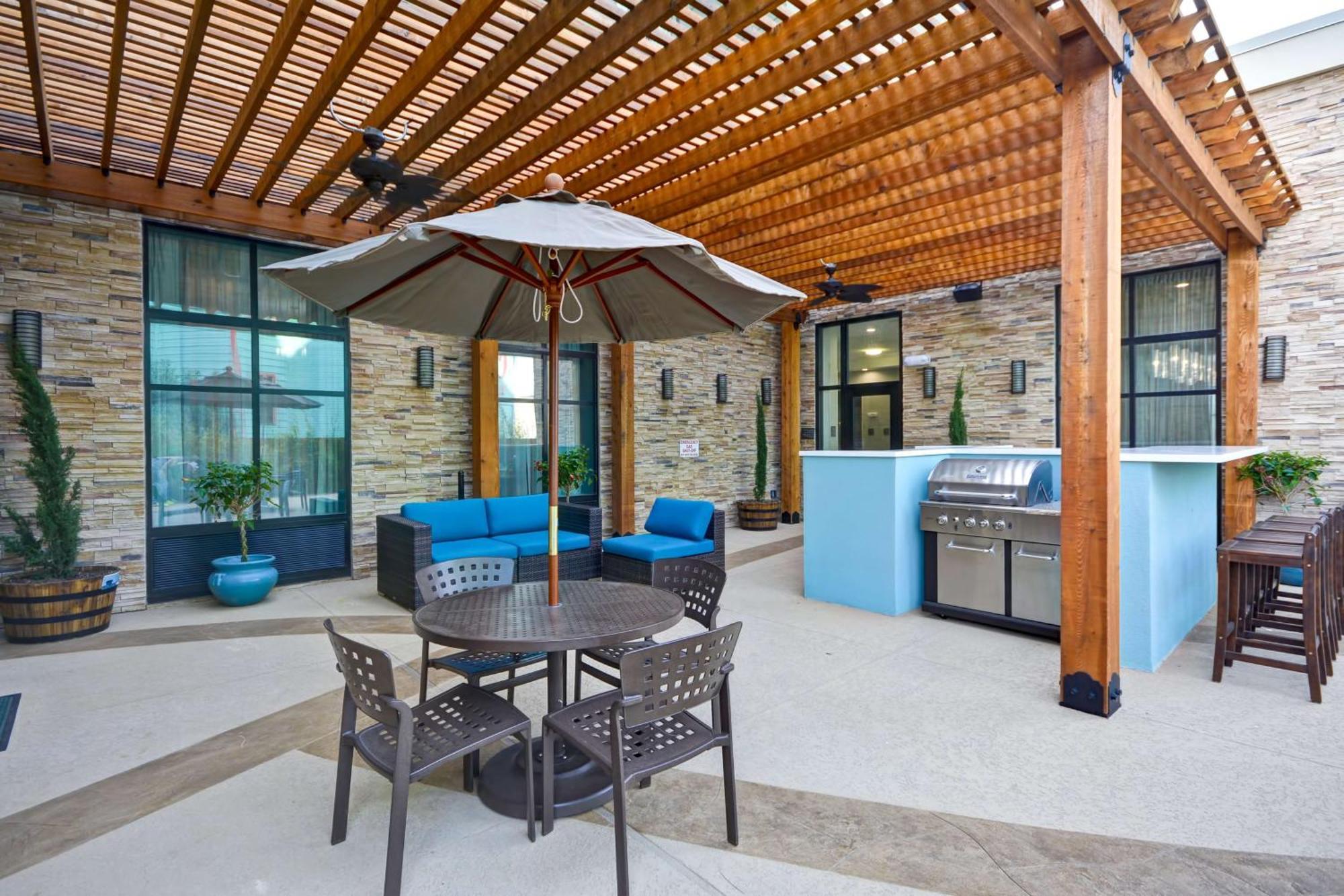 Homewood Suites By Hilton Galveston Exterior photo